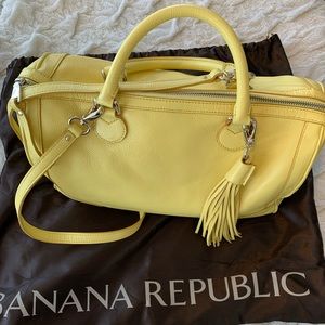 Banana Republic yellow leather satchel with shoulder strap included. Large bag.